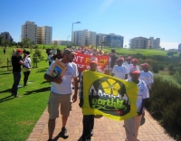 Protest against fracking threatening water
